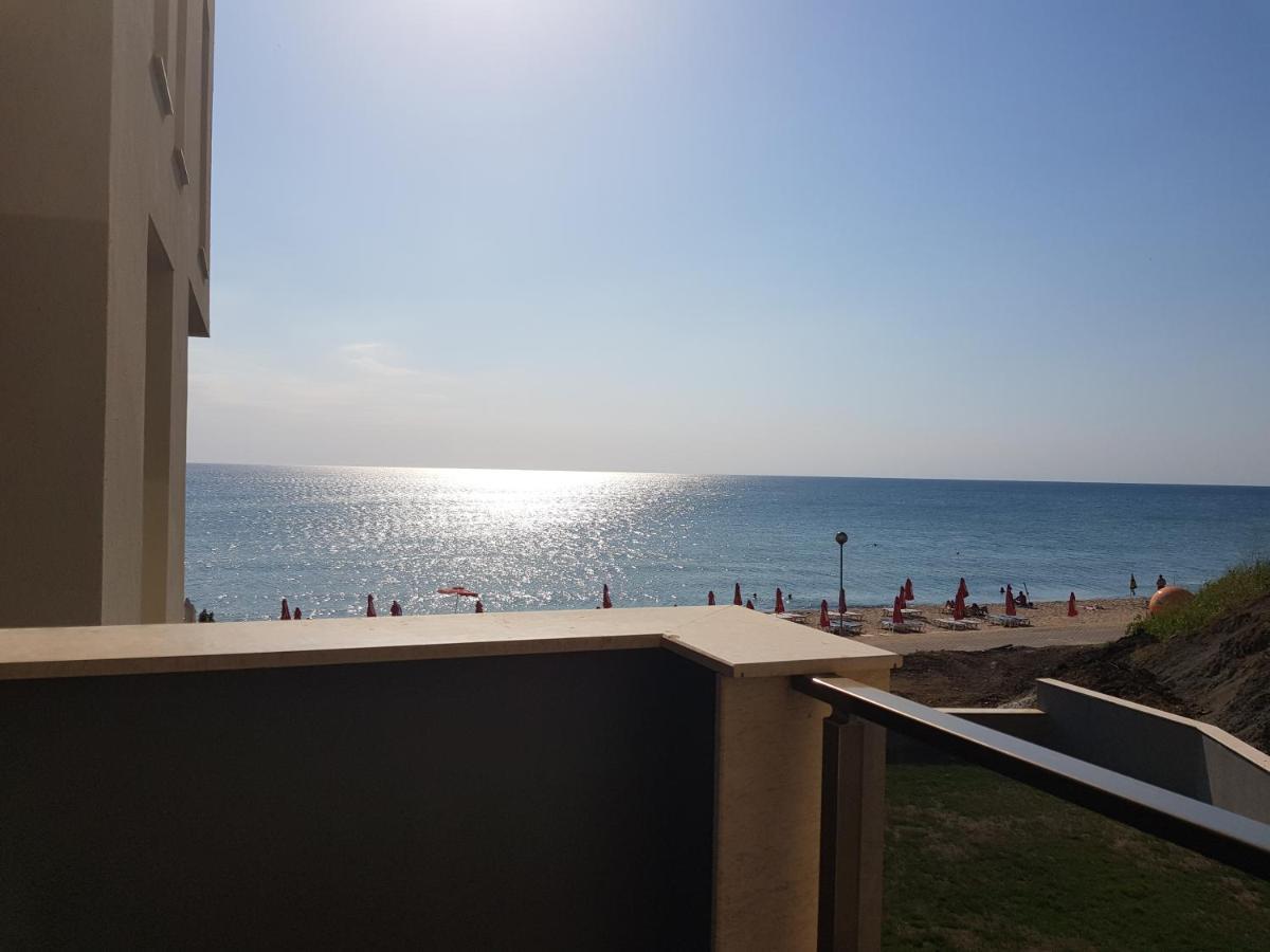 Dolphin Beach Apart Obzor Ngoại thất bức ảnh